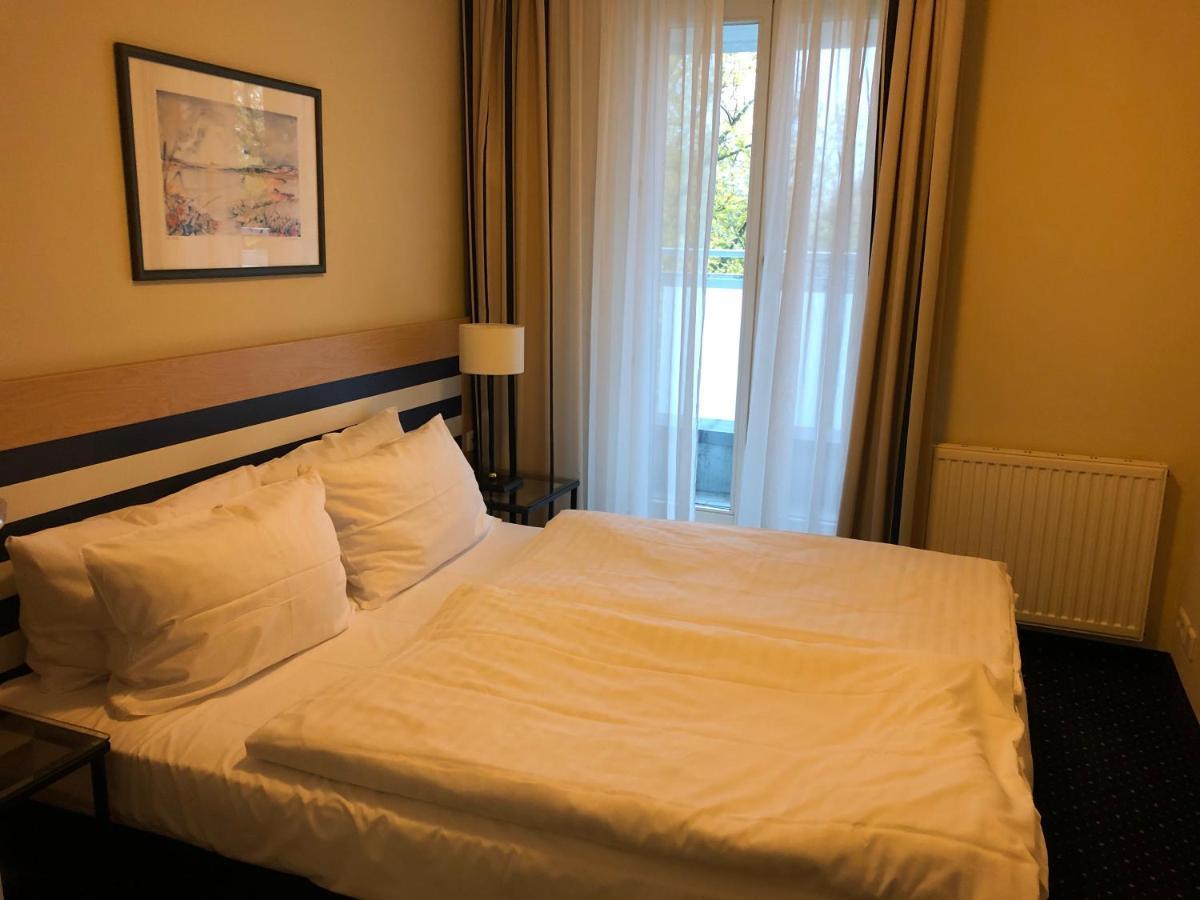 Am Kurstrand Appartement Zingst